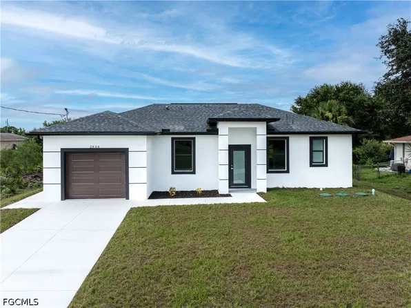 2804 73rd Rd, Lehigh Acres, FL 33971
