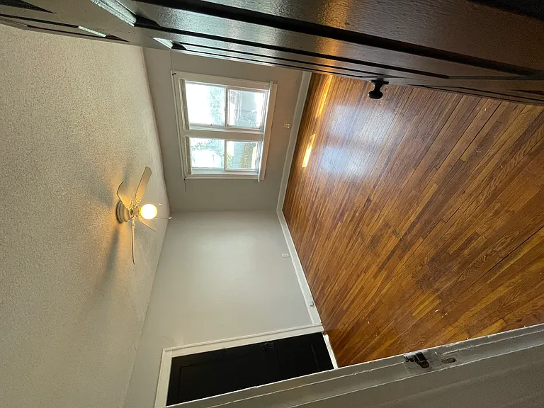 5805 Tracy Ave — Photo 6