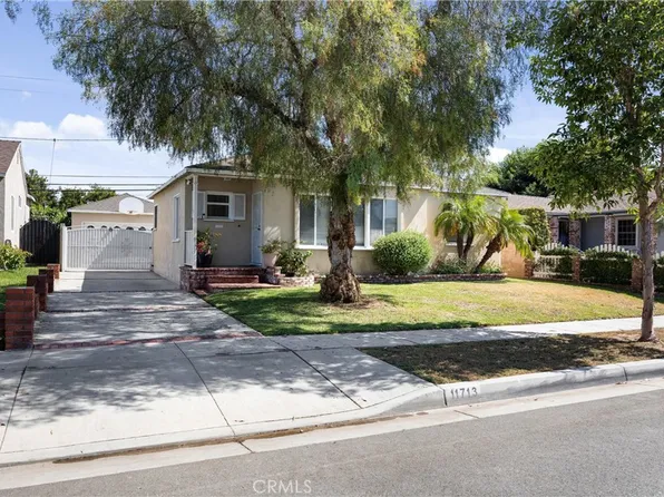 11713 Parkmead St, Santa Fe Springs, CA 90670