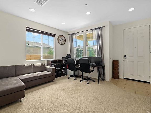 5th image of 17620 Comfrey Dr