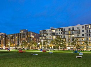 398 D St, Boston, MA 02210