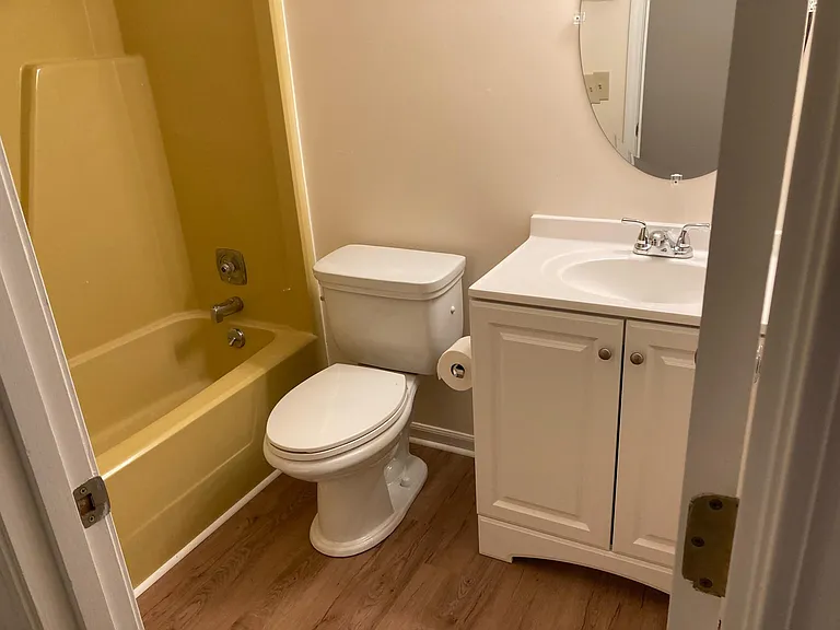 2510 Plymouth St — Photo 10