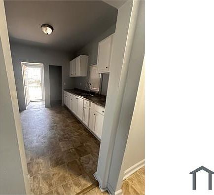 558 Holbrook St, photo 6