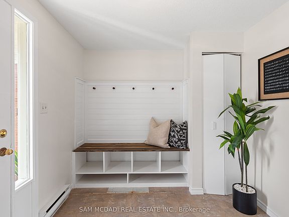 4th image of 160 Rittenhouse Rd #2