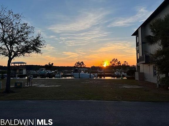 3rd image of 3925 La Fitte Blvd