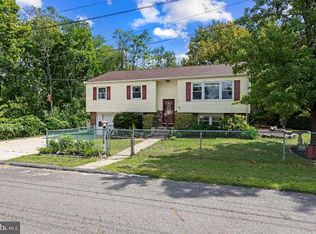 2 3rd Ave, Pemberton, NJ 08068