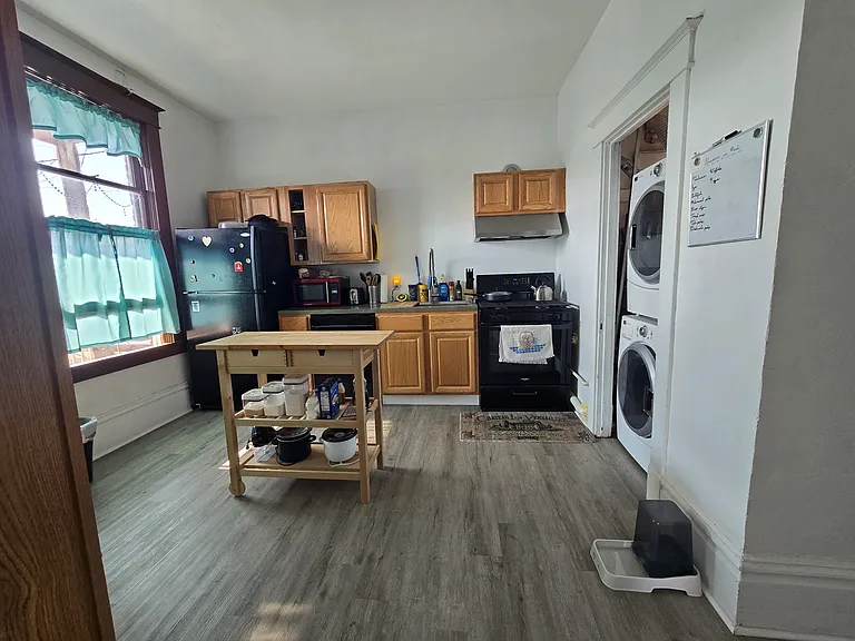 725 Maryland Ave — Photo 7