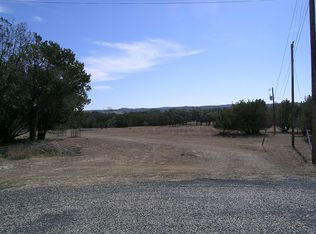 925 Estates Dr, Kerrville, TX 78028