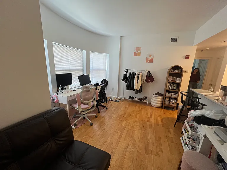 636 Beacon St #600 — Photo 1