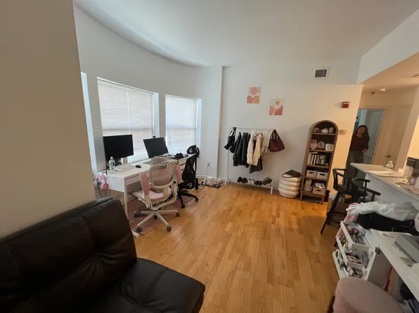 636 Beacon St, Boston, MA