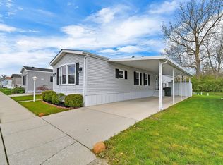 2366 Bohnburg Ave, Grove City, OH 43123
