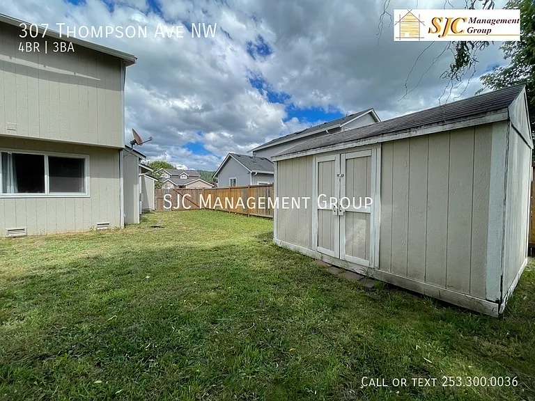 307 Thompson Ave NW — Photo 28