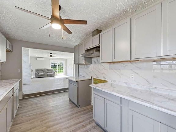 4th image of 444 Linda Mel Dr
