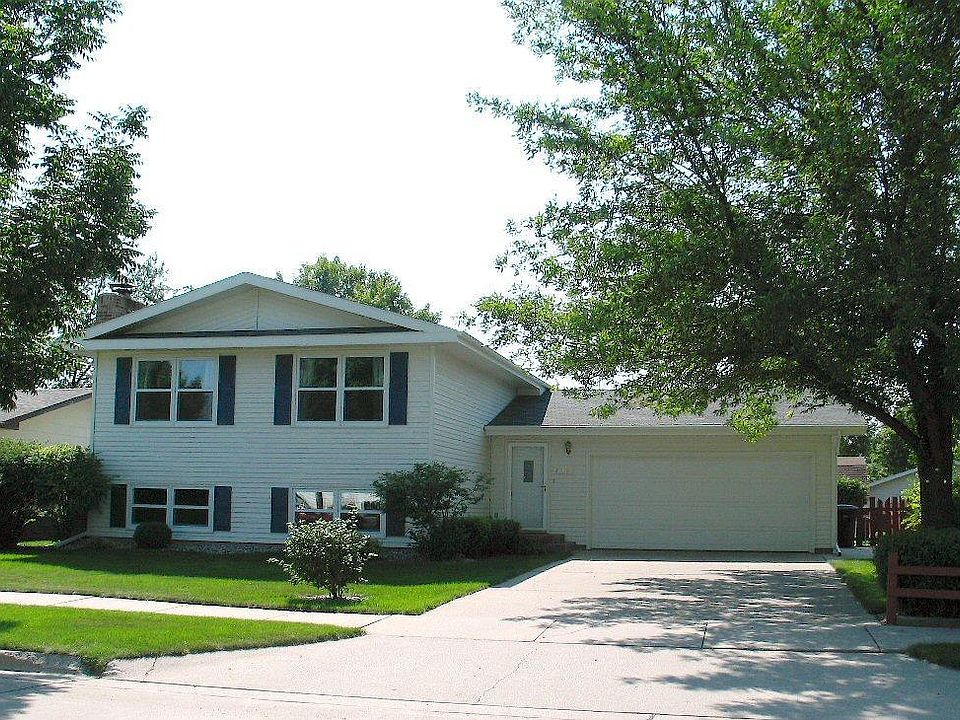 1st image of 719 Central Plains Ct