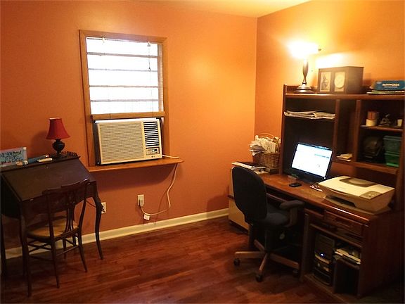 4th image of 5450 Cozy Nook Ln