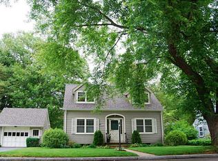 175 Pavilion Ave, Rumford, RI 02916