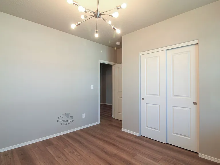 545 Marysville Way — Photo 8