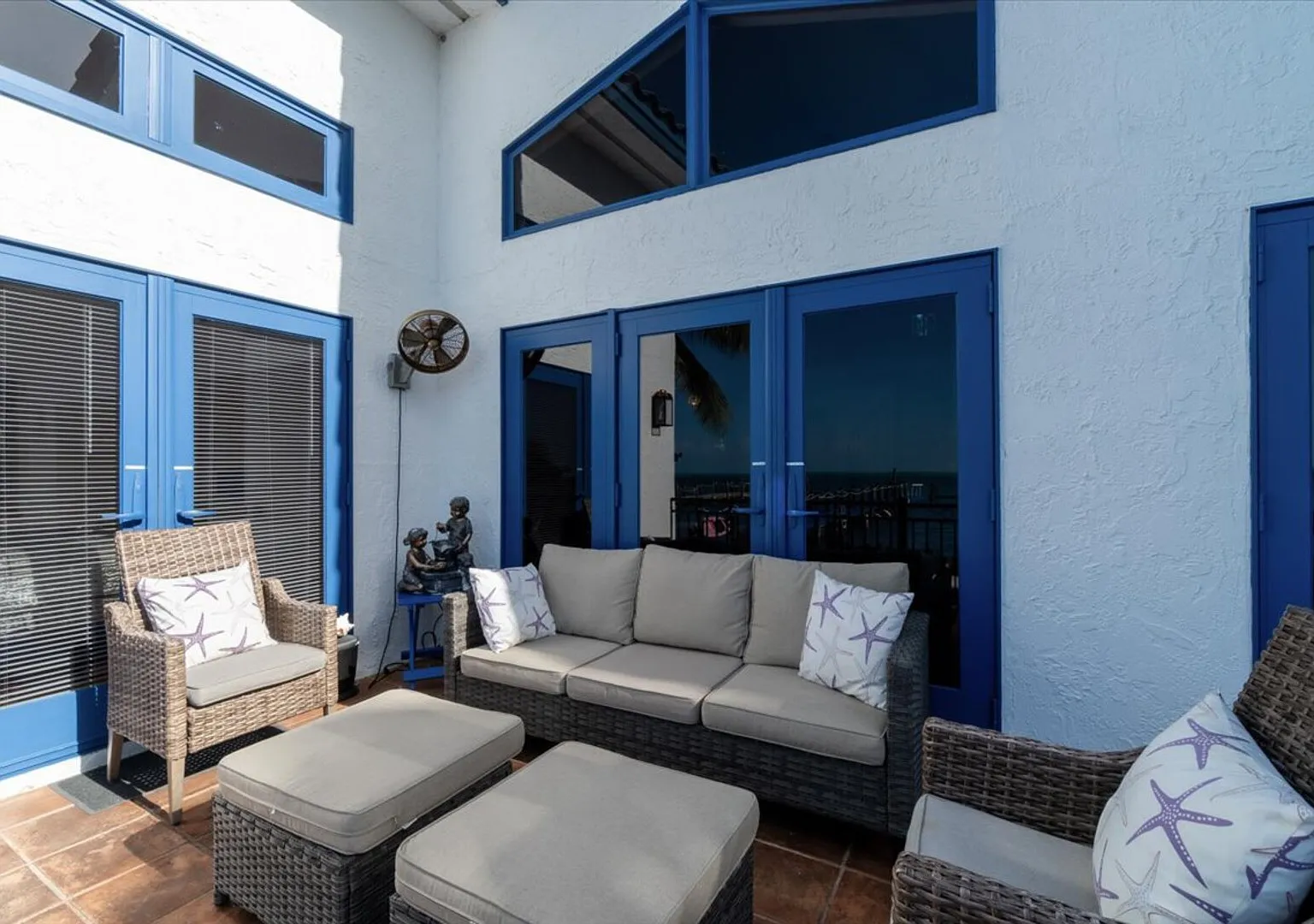 "Casa Azul Villa" - Beautiful Spacious Home with Private Pool, Dock, k — Photo 3