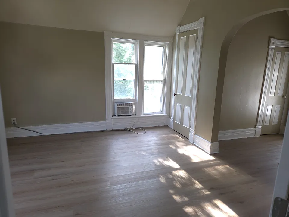 408 S Park Ave #2