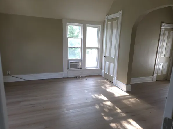 408 S Park Ave #2, Fremont, OH 43420