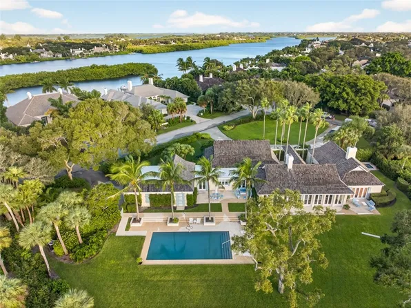 260 Island Creek Dr, Indian River Shores, FL 32963