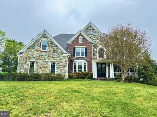 7017 Cypress Hill Dr, Gaithersburg, MD 20879