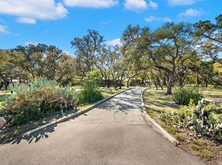 114 Wagon Trail Rd, Shavano Park, TX 78231