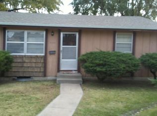 5103 SW 20th Ter, Topeka, KS 66604