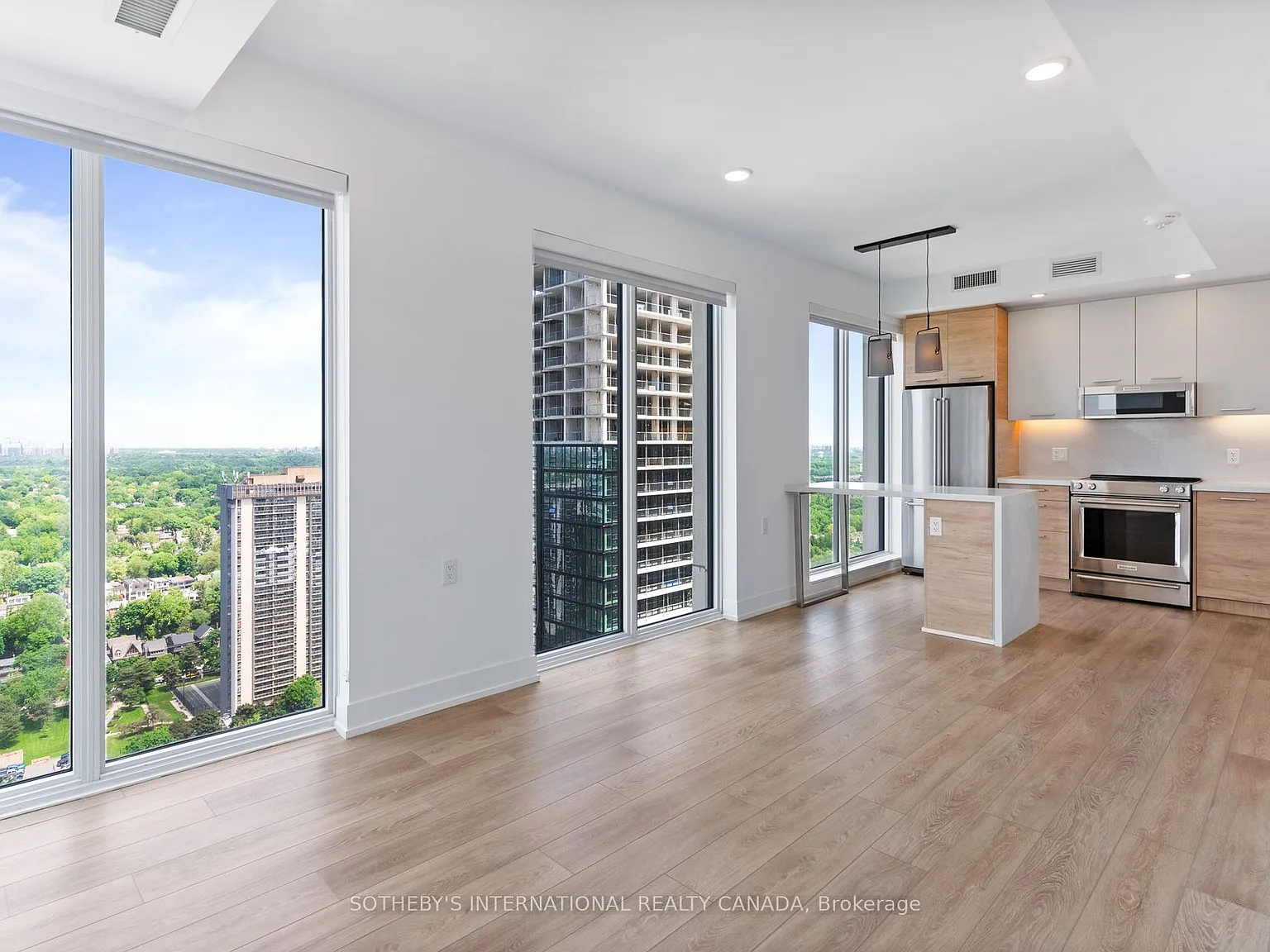 1 bed, $2,375 — Photo 4