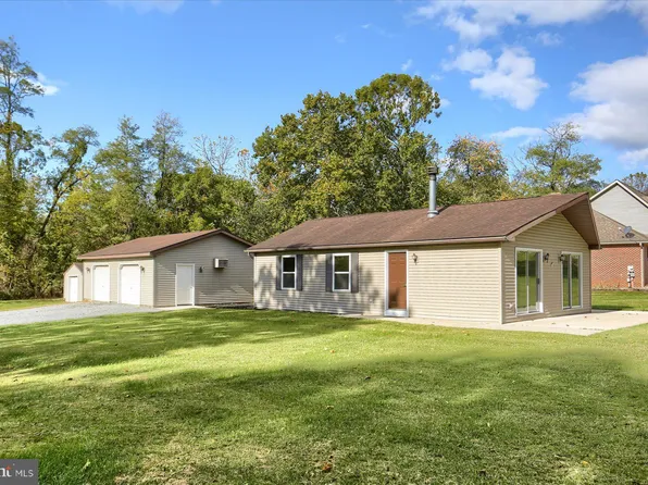 469 Old Stage Rd, Lewisberry, PA 17339