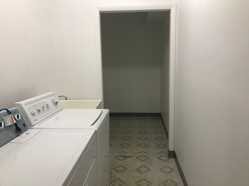 1st image of 37466 Evergreen Dr