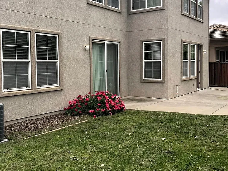 4149 The Masters Dr — Photo 1