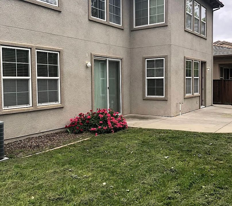 1st image of 4149 The Masters Dr