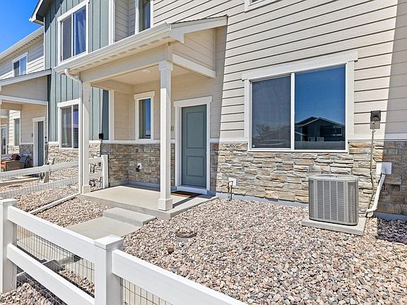 3rd image of 1353 Reynolds St #18D