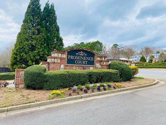 3rd image of 609 Oleander Way