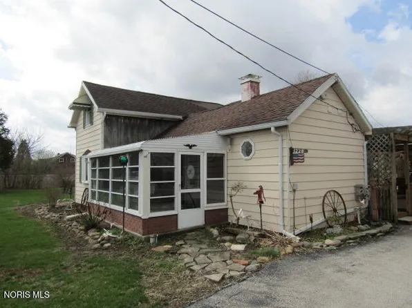 1228 Bury Rd #0, Oregon, OH 43616