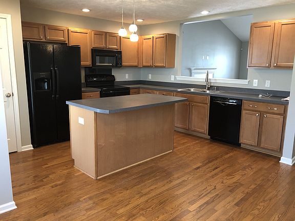 5th image of 5510 Escalade Dr