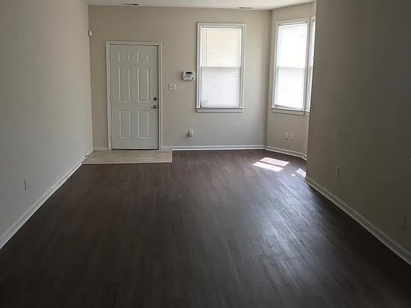 2nd image of 1336 W 38th St #A