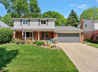 14250 Cranston St, Livonia, MI 48154