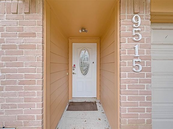 3rd image of 9515 Lost Eagle Dr