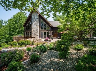 73 Paradise Lake Rd, Monson, MA 01057