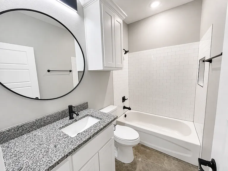 1213 Oak Dr — Photo 8