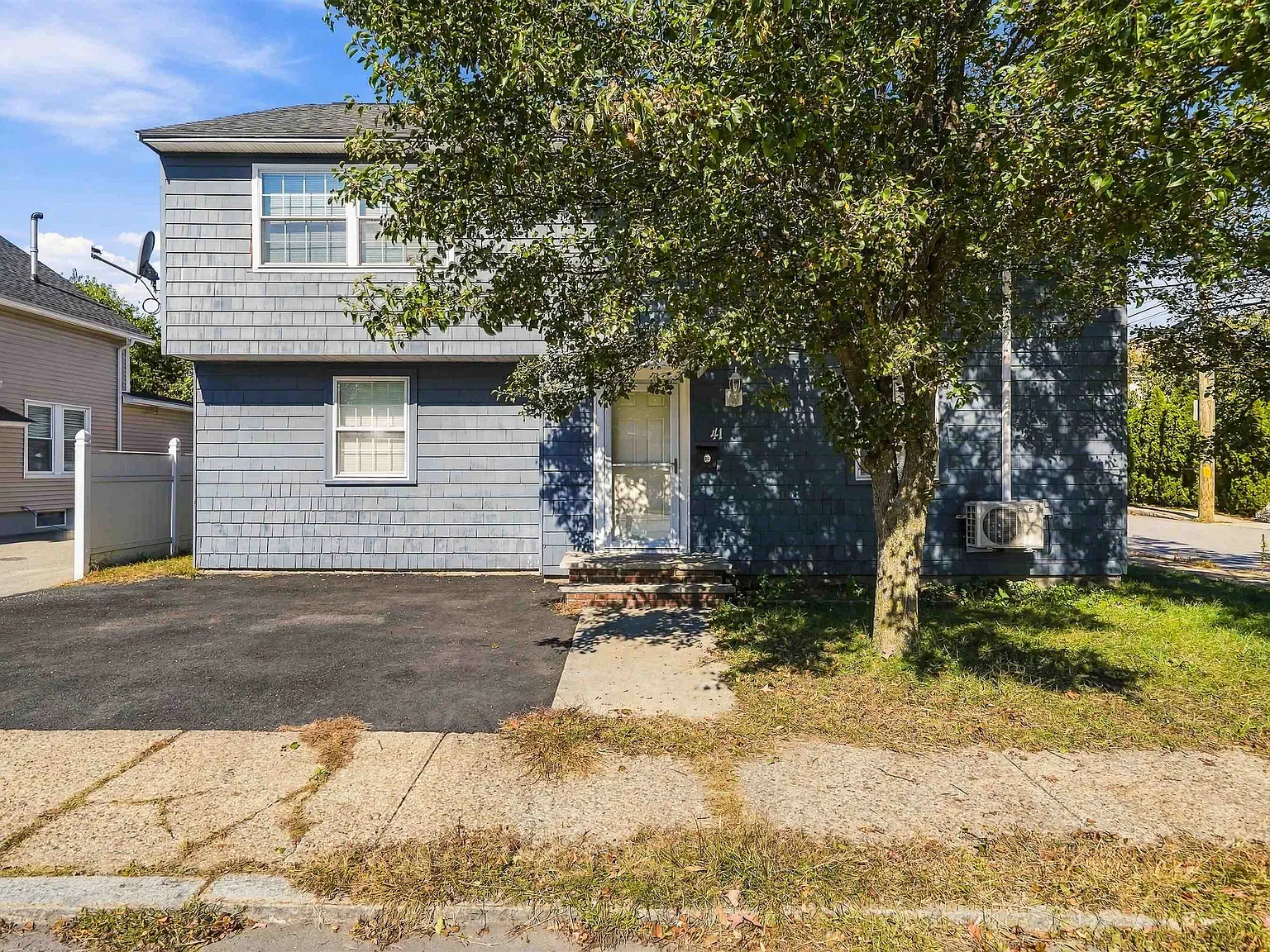 2 bed, 1.0 bath, 950 sqft, $2,000 — Photo 2