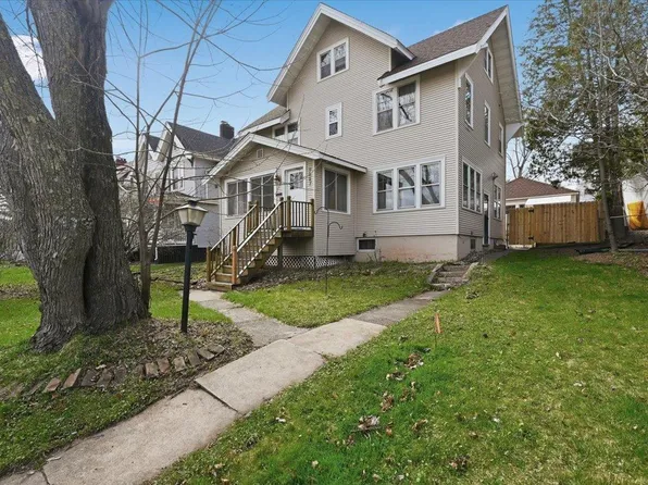 2327 E 4th St, Duluth, MN 55812