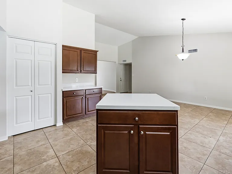 6232 W Sierra St — Photo 14