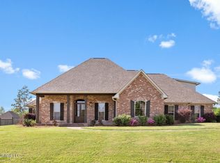 127 Bonne Vie Dr, Brandon, MS 39047