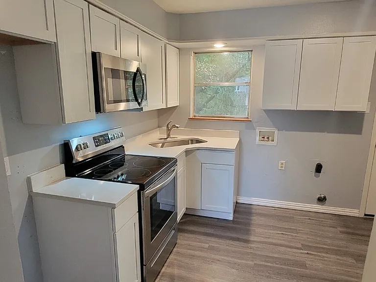 113 N McKown Ave #1 — Photo 1