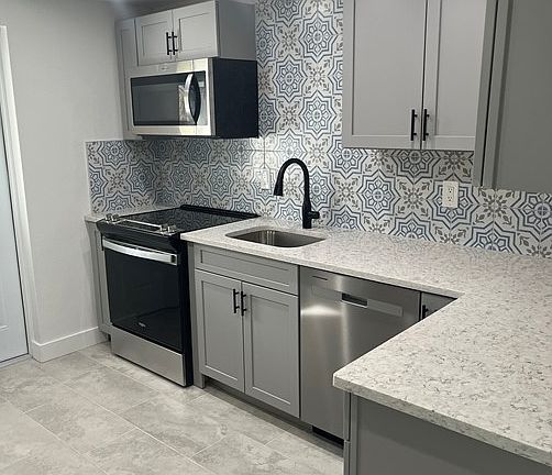 2nd image of 6972 Brandywine Dr APT A