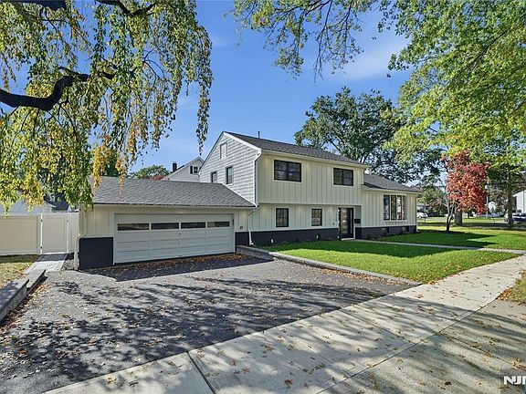 4th image of 339 Beechwood Road