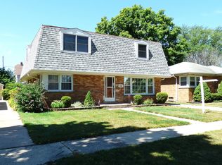 1660 Downing Ave, Westchester, IL 60154
